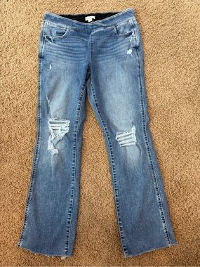 Maurices Distressed Blue Flare Jeans Size Large Reg